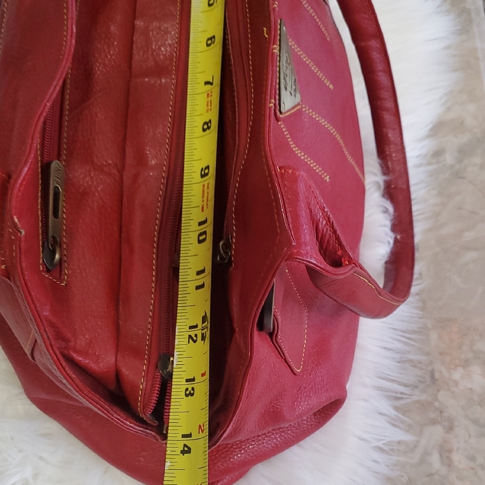 Wenz Luxurious Red Leather Shoulder Bag - Picture 10 of 14